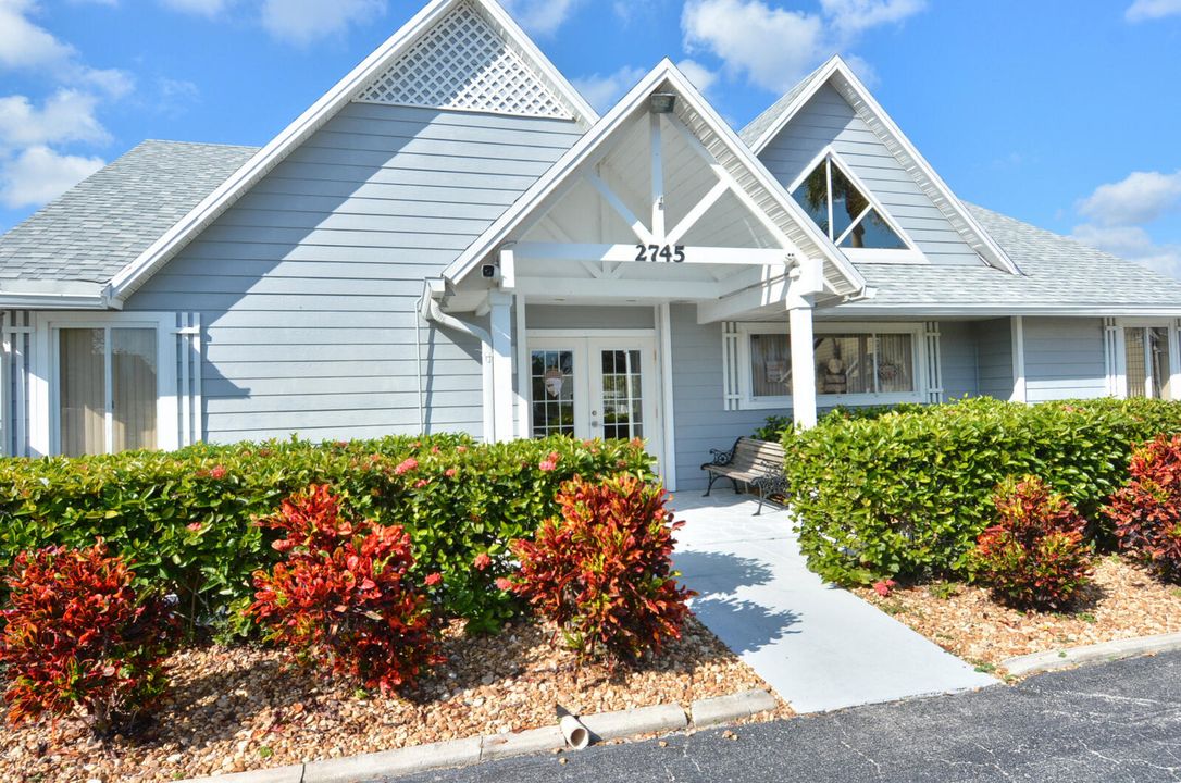 待售: $264,000 (2 贝兹, 2 浴室, 1181 平方英尺)