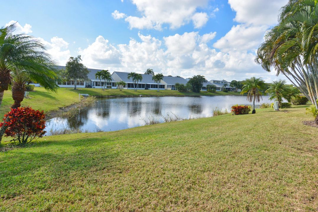 待售: $264,000 (2 贝兹, 2 浴室, 1181 平方英尺)