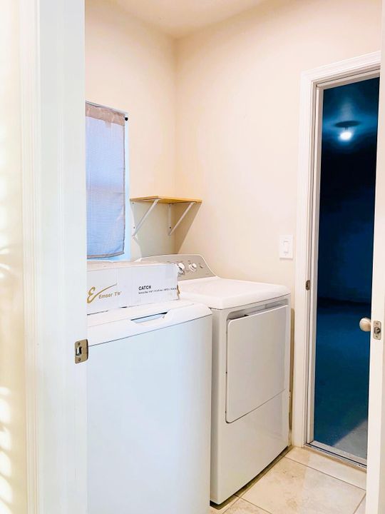 В аренду: $2,695 (3 спален, 2 ванн, 1500 Квадратных фут)