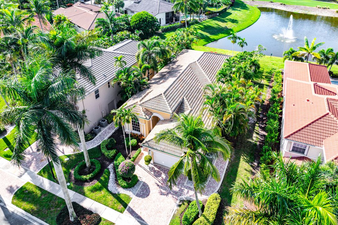 For Sale: $1,175,000 (3 beds, 2 baths, 2781 Square Feet)