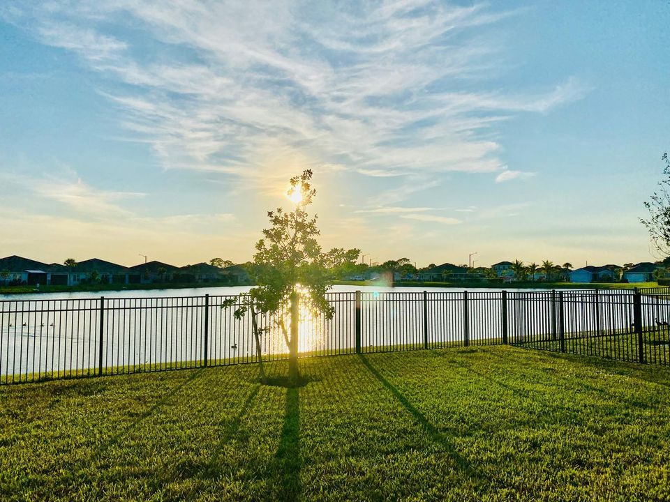 В аренду: $2,695 (3 спален, 2 ванн, 1500 Квадратных фут)