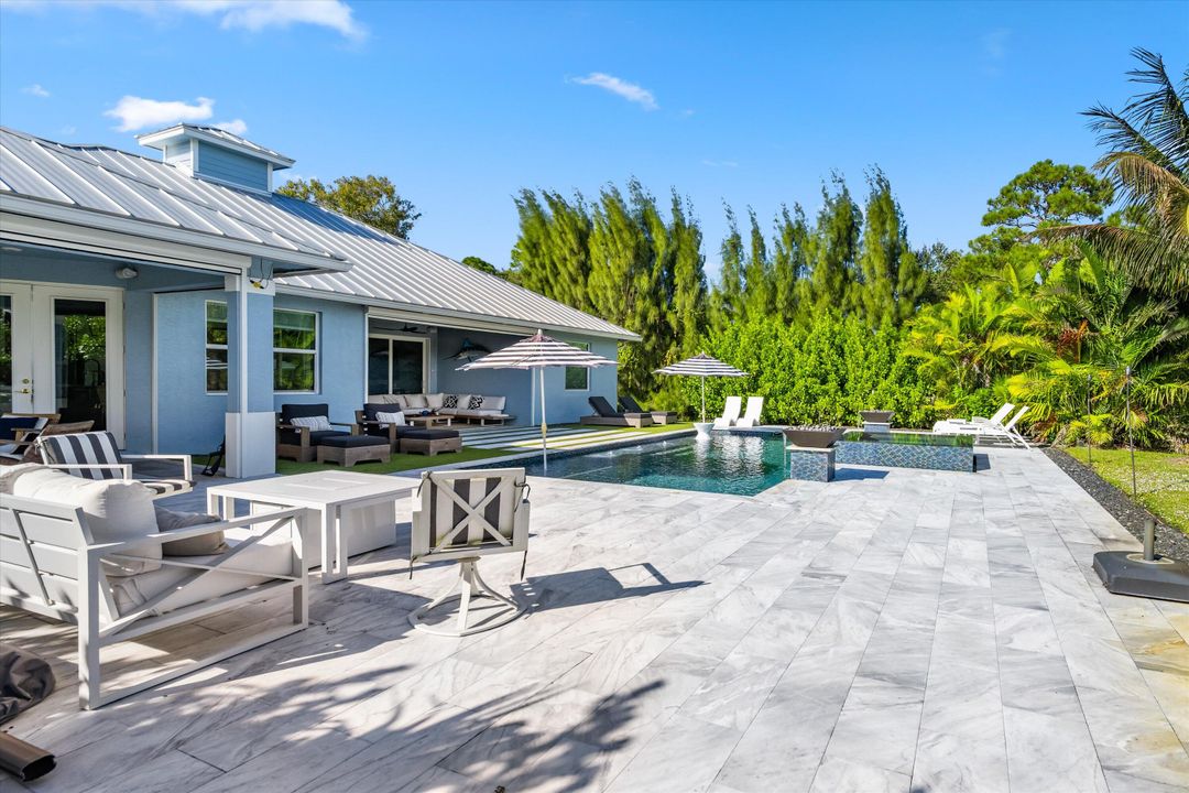 For Rent: $15,000 (3 beds, 2 baths, 2102 Square Feet)