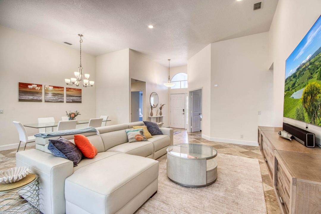 For Sale: $869,000 (3 beds, 3 baths, 1771 Square Feet)