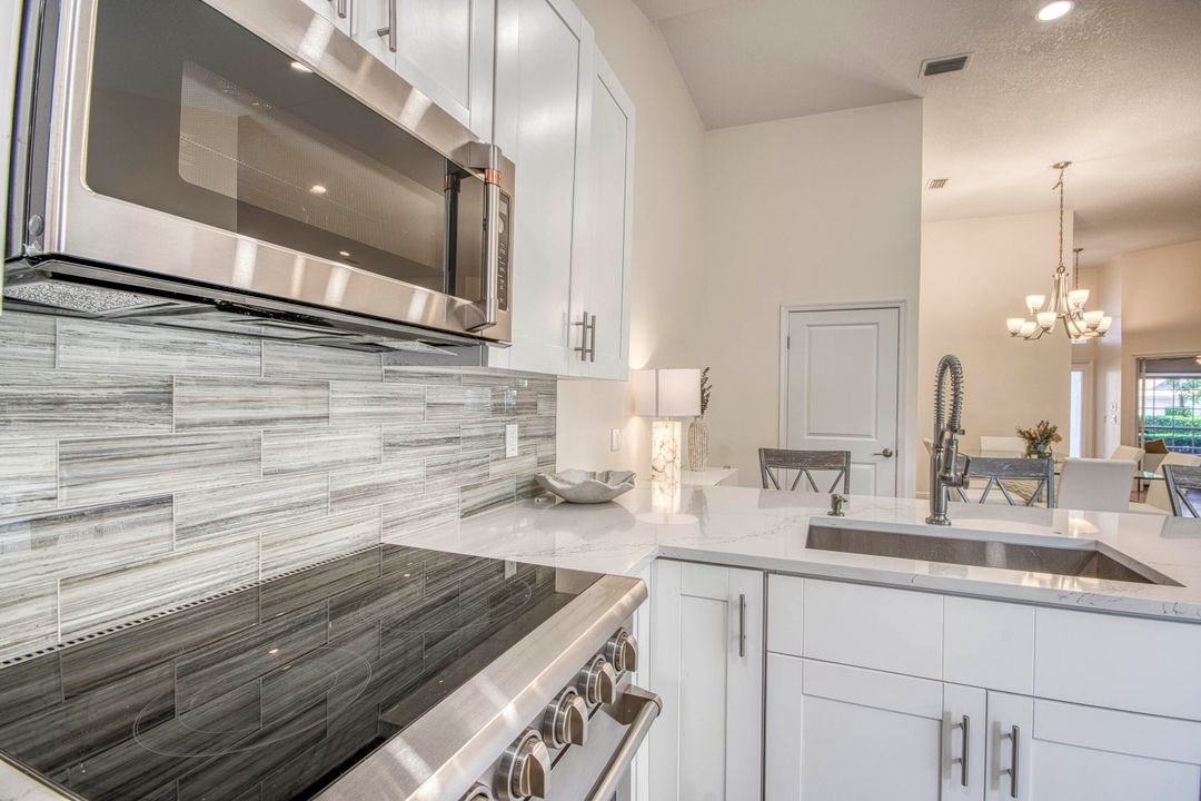 For Sale: $869,000 (3 beds, 3 baths, 1771 Square Feet)