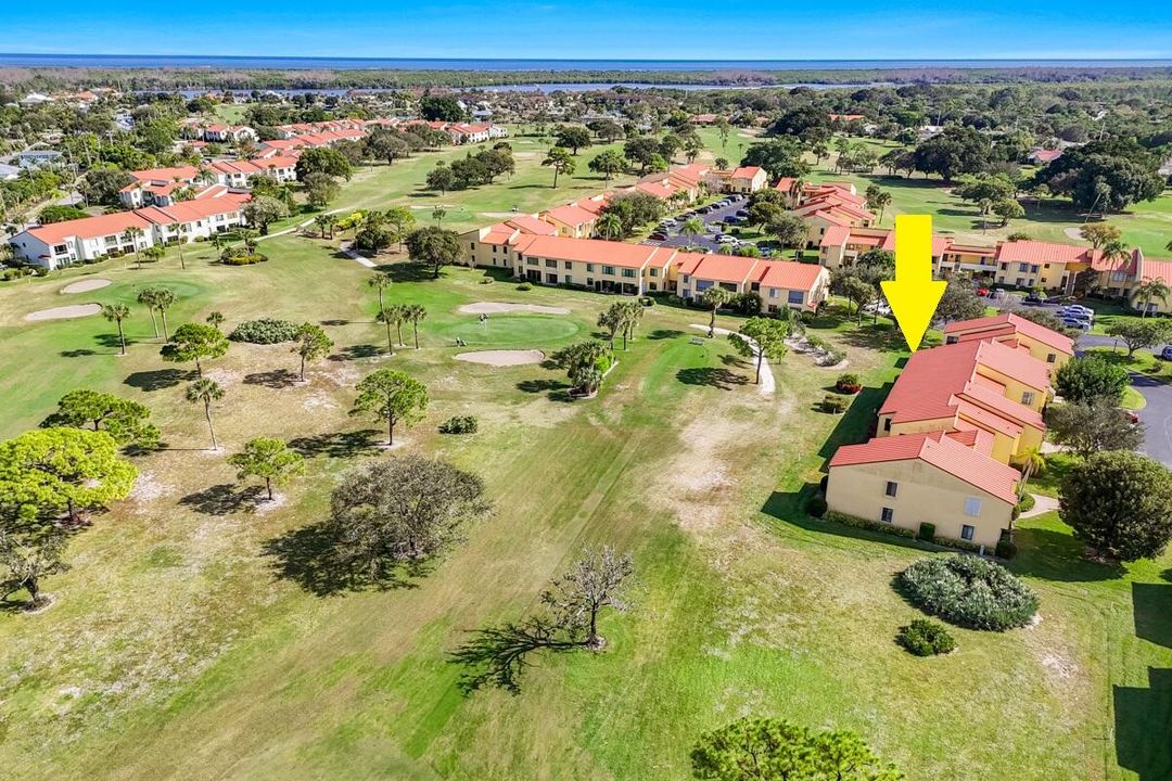 For Sale: $246,000 (2 beds, 2 baths, 1186 Square Feet)