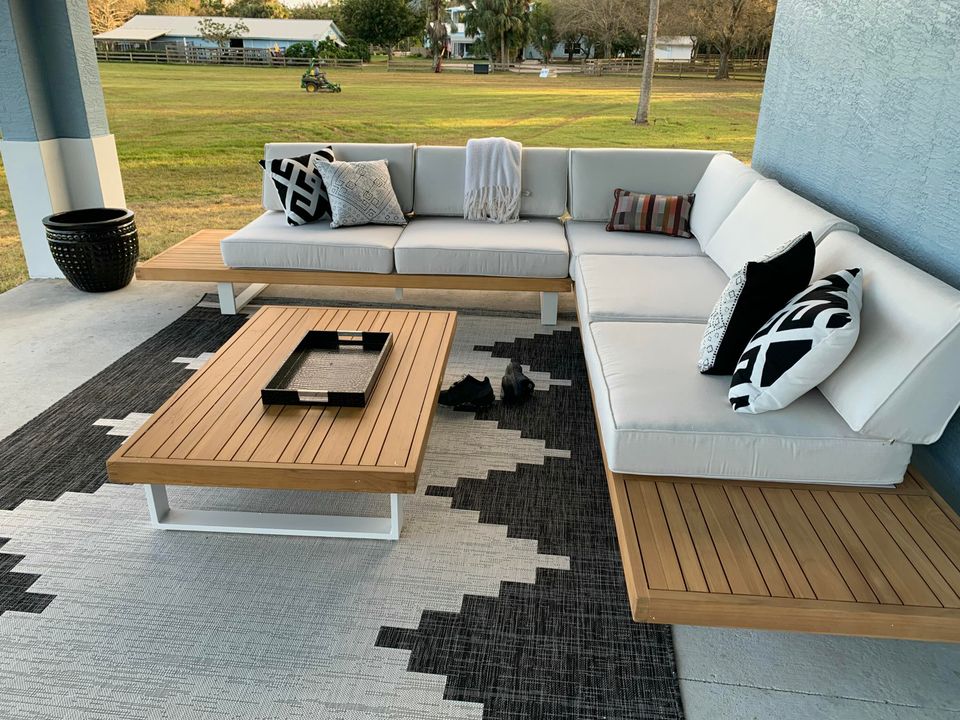 For Rent: $15,000 (3 beds, 2 baths, 2102 Square Feet)