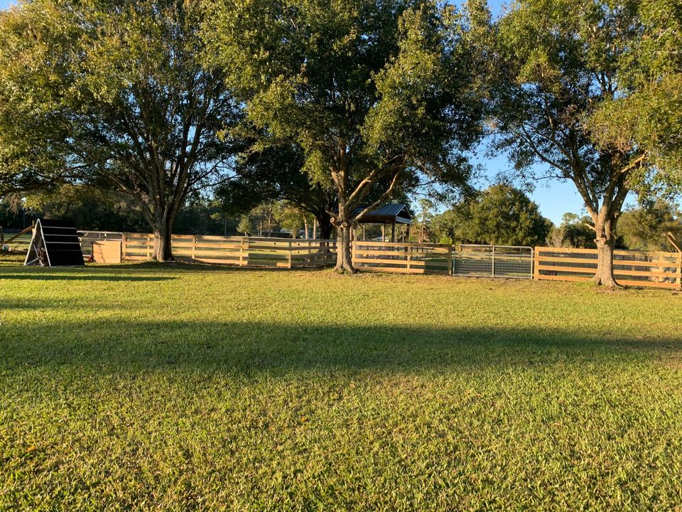 For Rent: $15,000 (3 beds, 2 baths, 2102 Square Feet)