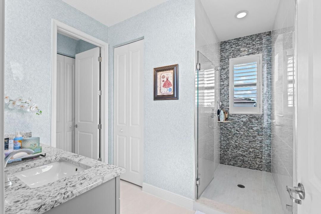 For Sale: $540,000 (3 beds, 2 baths, 1712 Square Feet)