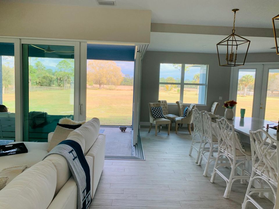 For Rent: $15,000 (3 beds, 2 baths, 2102 Square Feet)