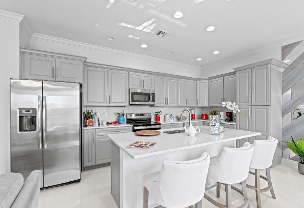 For Sale: $540,000 (3 beds, 2 baths, 1712 Square Feet)