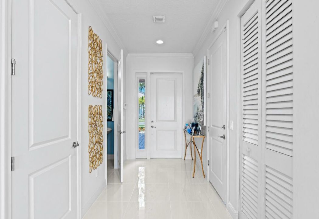 For Sale: $540,000 (3 beds, 2 baths, 1712 Square Feet)