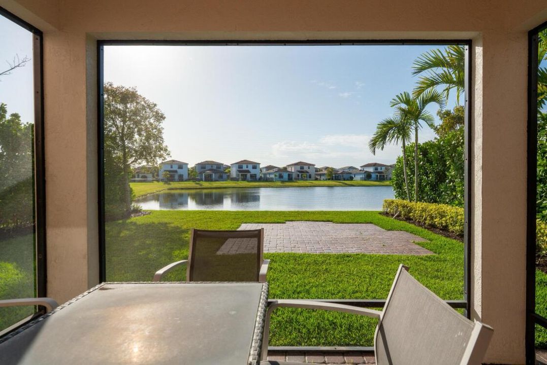 For Sale: $540,000 (3 beds, 2 baths, 1712 Square Feet)