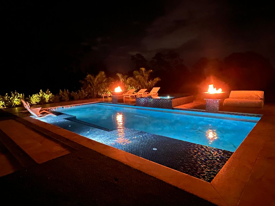 For Rent: $15,000 (3 beds, 2 baths, 2102 Square Feet)