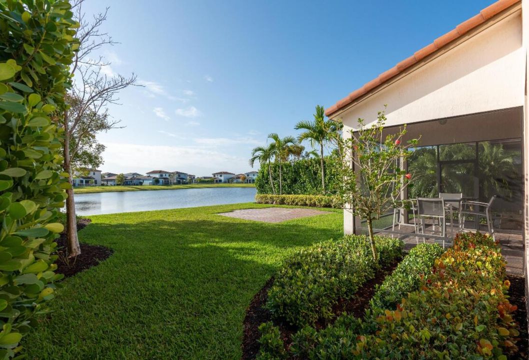 For Sale: $540,000 (3 beds, 2 baths, 1712 Square Feet)