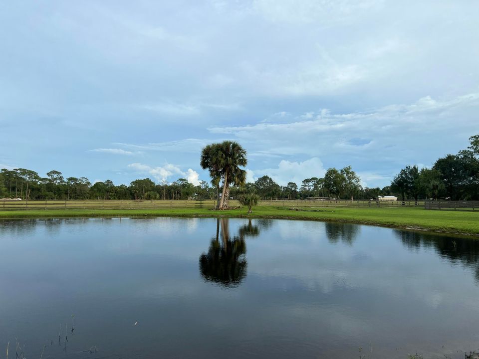 For Rent: $15,000 (3 beds, 2 baths, 2102 Square Feet)