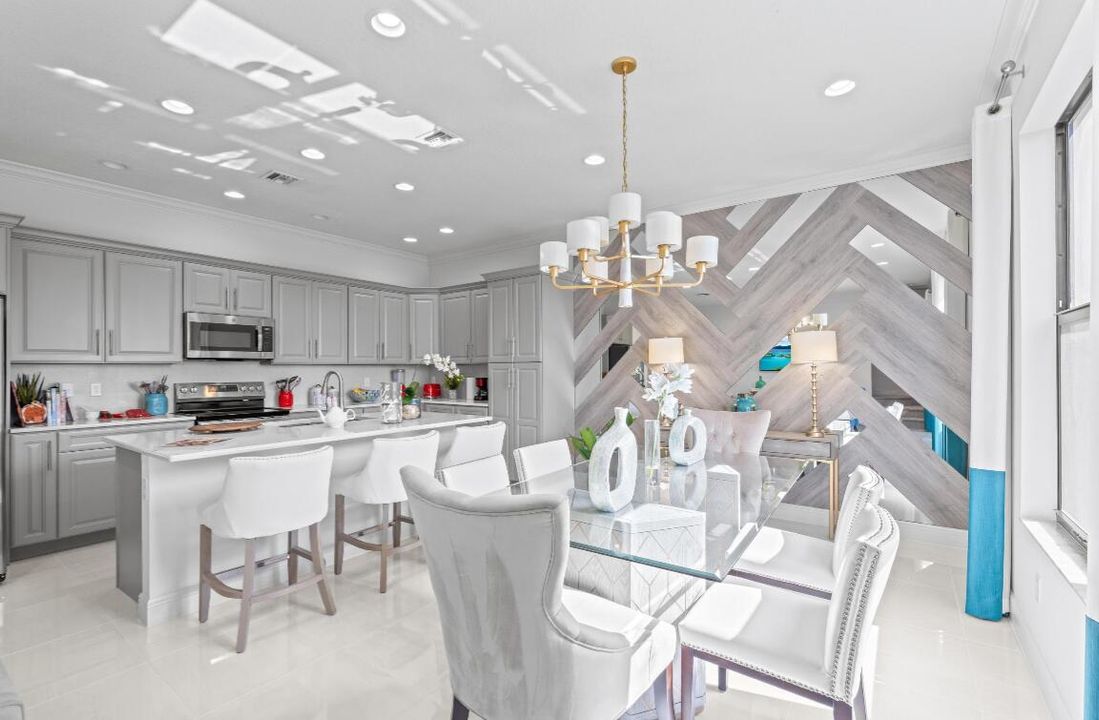 For Sale: $540,000 (3 beds, 2 baths, 1712 Square Feet)