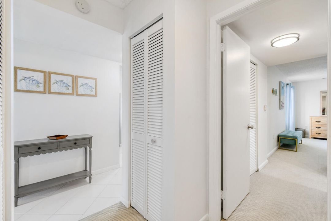 For Sale: $246,000 (2 beds, 2 baths, 1186 Square Feet)