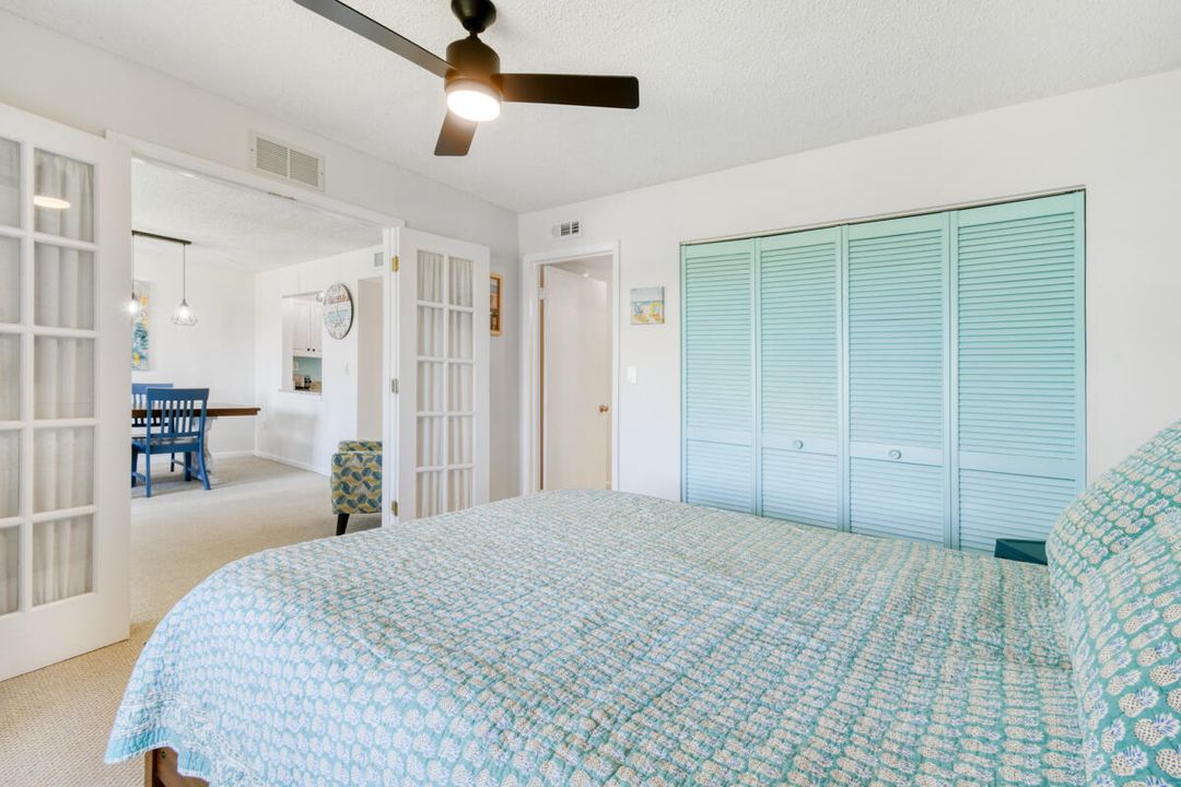 For Sale: $246,000 (2 beds, 2 baths, 1186 Square Feet)