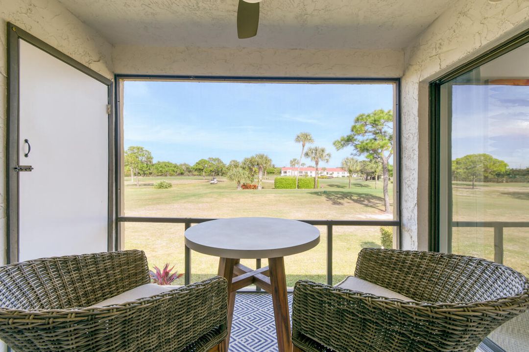 For Sale: $246,000 (2 beds, 2 baths, 1186 Square Feet)