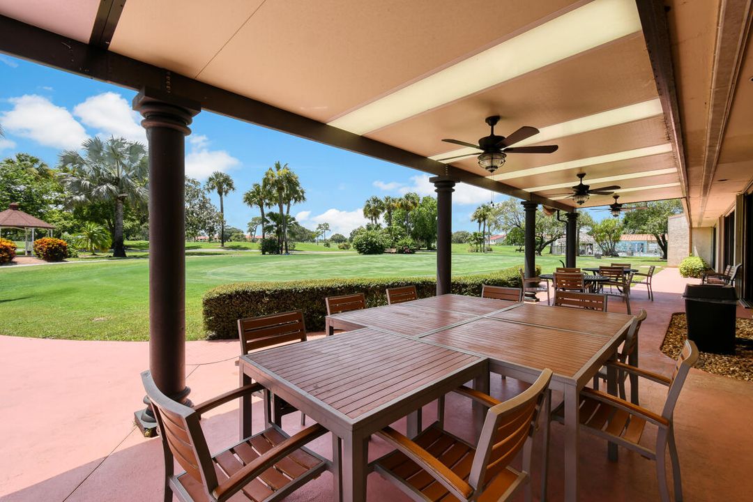 For Sale: $246,000 (2 beds, 2 baths, 1186 Square Feet)