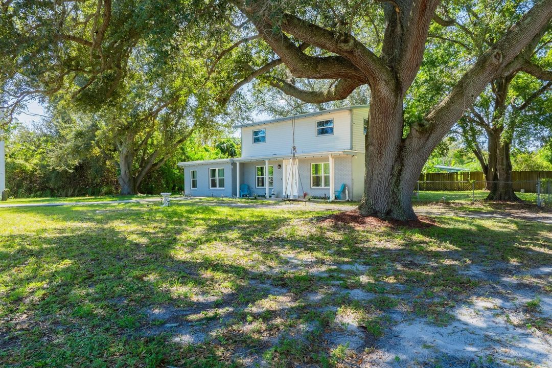 For Sale: $429,000 (4 beds, 3 baths, 2452 Square Feet)