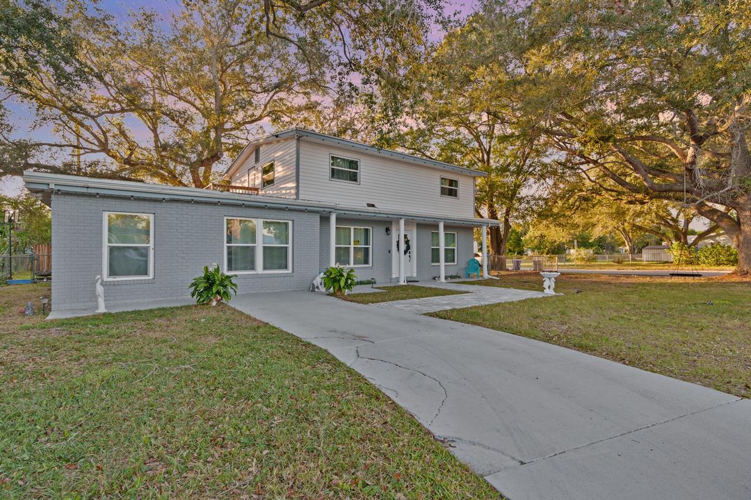 For Sale: $429,000 (4 beds, 3 baths, 2452 Square Feet)