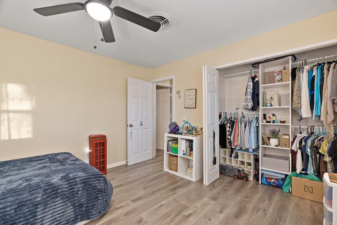 For Sale: $429,000 (4 beds, 3 baths, 2452 Square Feet)