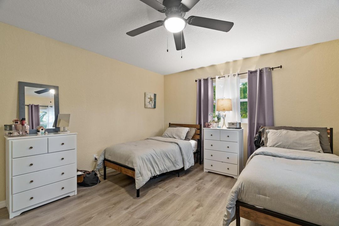 For Sale: $429,000 (4 beds, 3 baths, 2452 Square Feet)