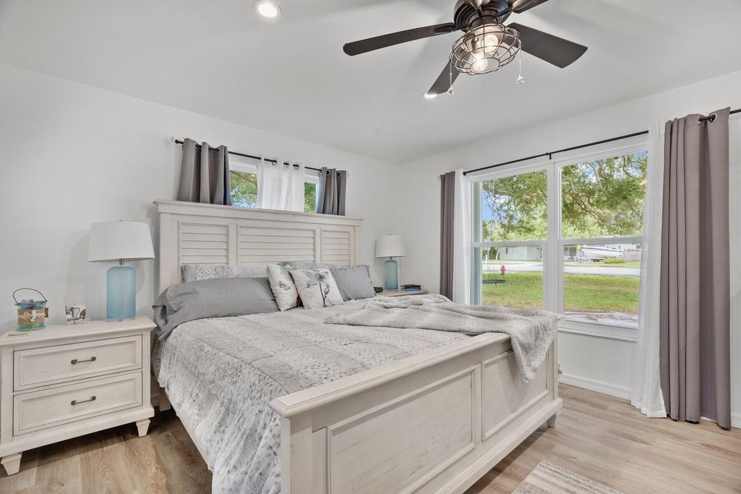 For Sale: $429,000 (4 beds, 3 baths, 2452 Square Feet)