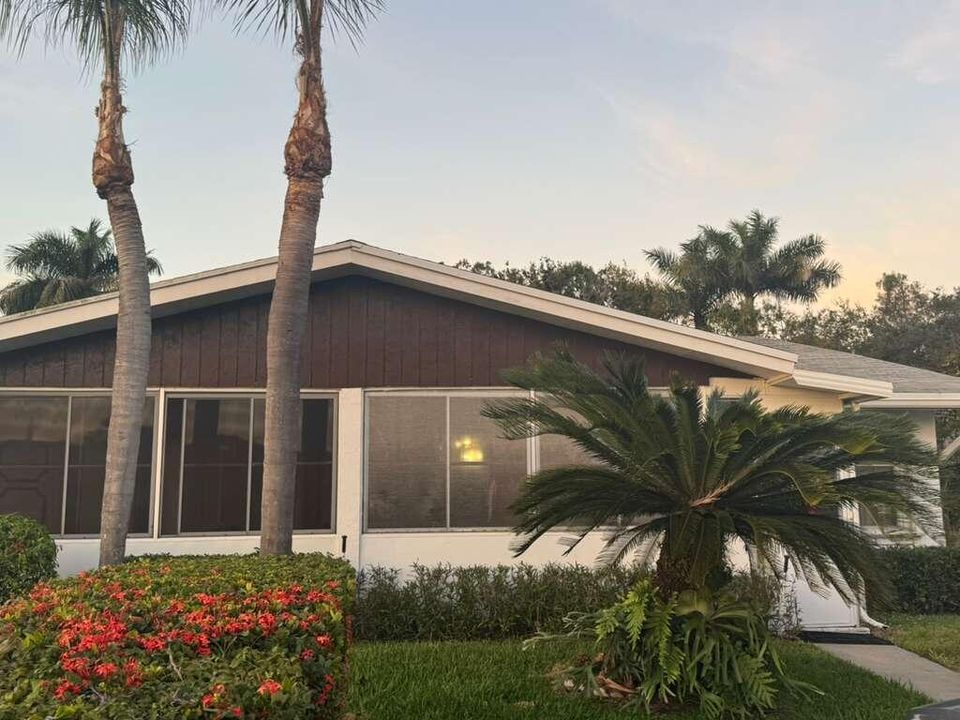 En Venta: $220,000 (2 camas, 2 baños, 1250 Pies cuadrados)