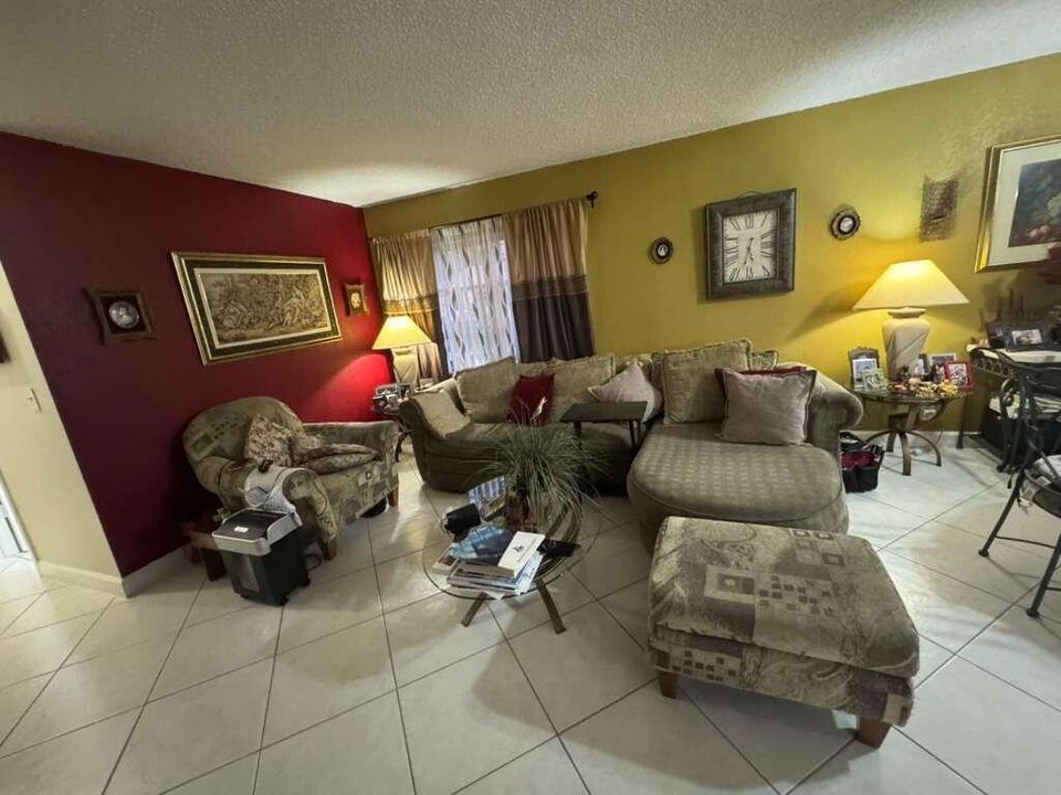 En Venta: $220,000 (2 camas, 2 baños, 1250 Pies cuadrados)