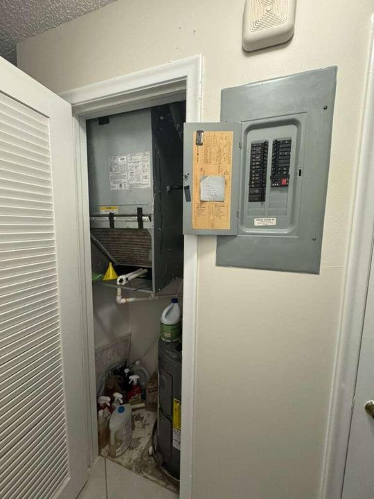 En Venta: $220,000 (2 camas, 2 baños, 1250 Pies cuadrados)