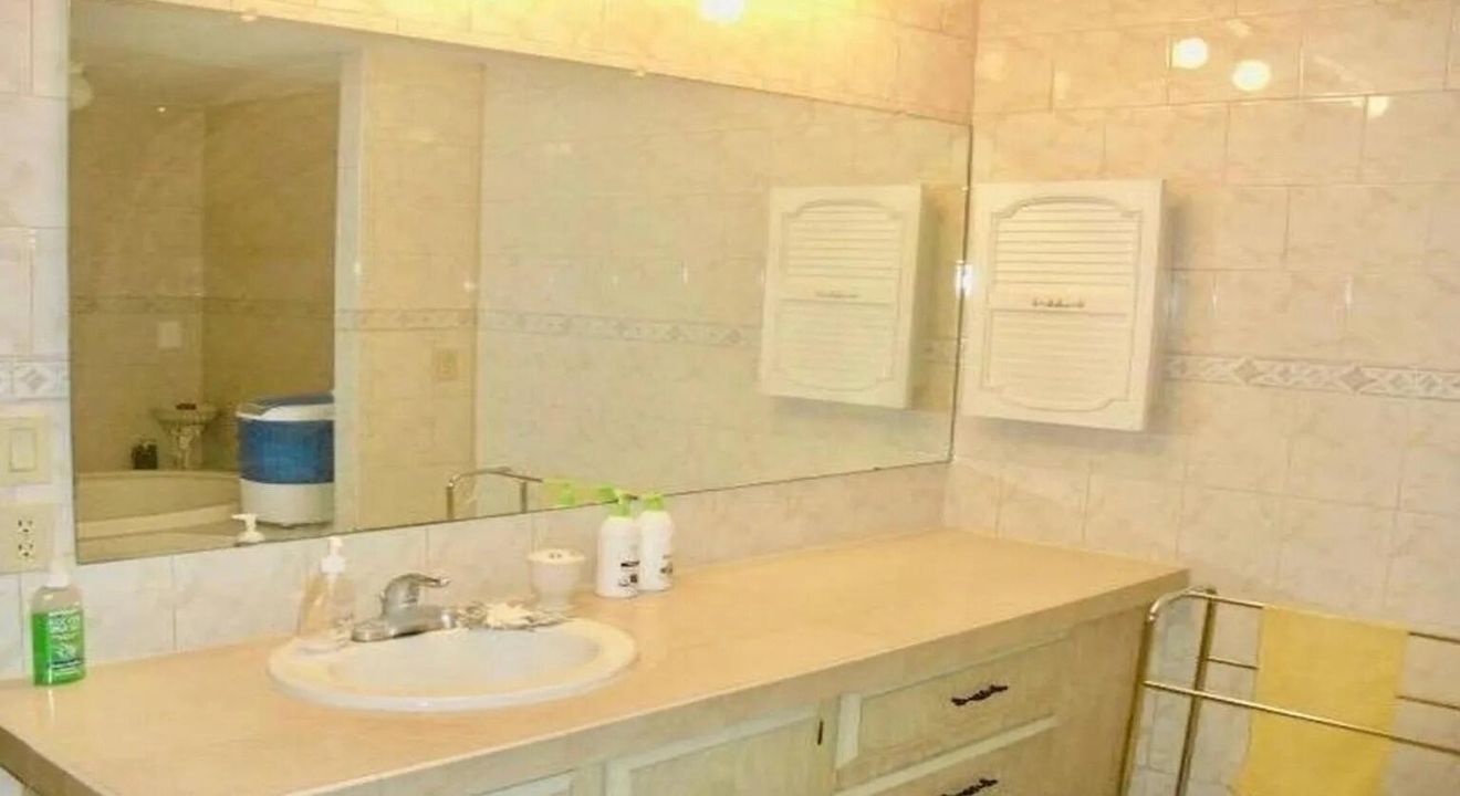 For Rent: $1,450 (2 beds, 2 baths, 1392 Square Feet)