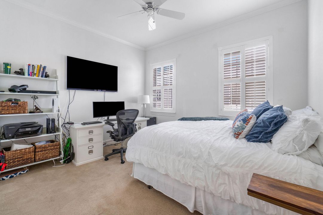 待售: $995,000 (3 贝兹, 3 浴室, 2046 平方英尺)