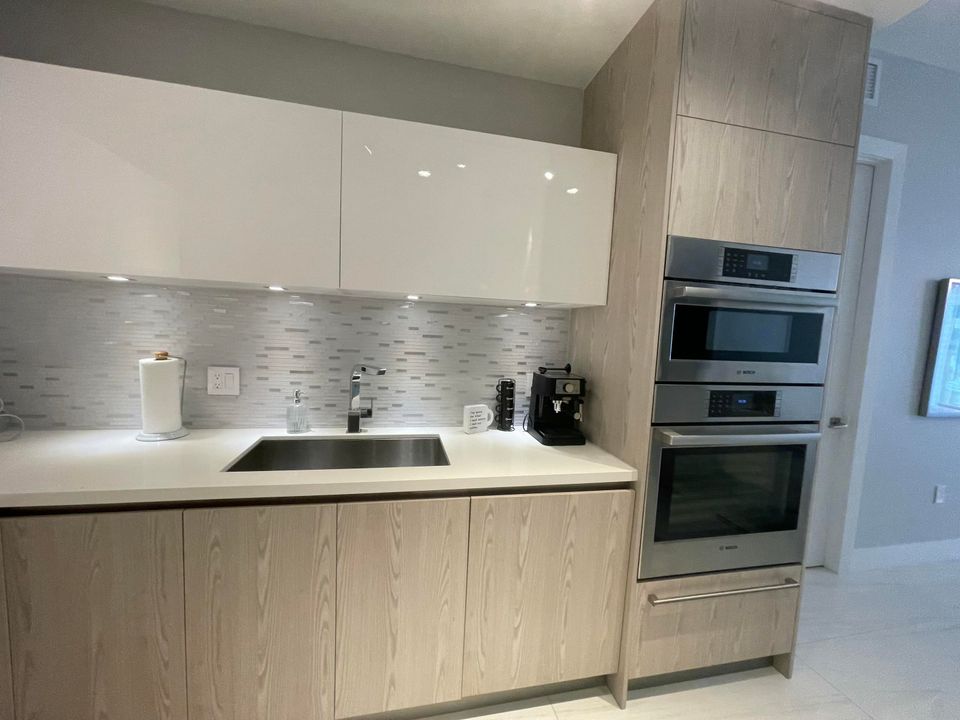 На продажу: $998,000 (2 спален, 2 ванн, 1151 Квадратных фут)