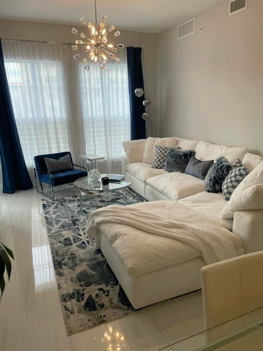 На продажу: $998,000 (2 спален, 2 ванн, 1151 Квадратных фут)