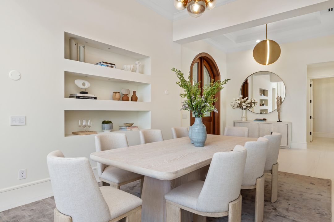 En Venta: $9,995,000 (4 camas, 4 baños, 5694 Pies cuadrados)