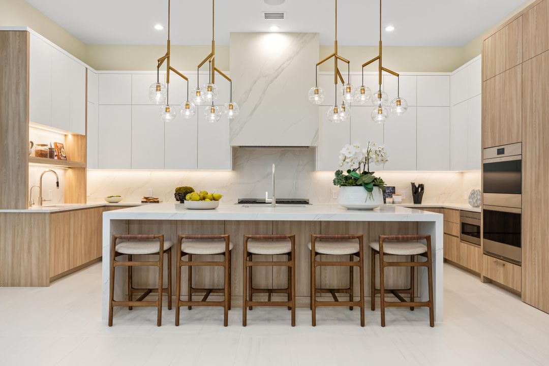 En Venta: $9,995,000 (4 camas, 4 baños, 5694 Pies cuadrados)