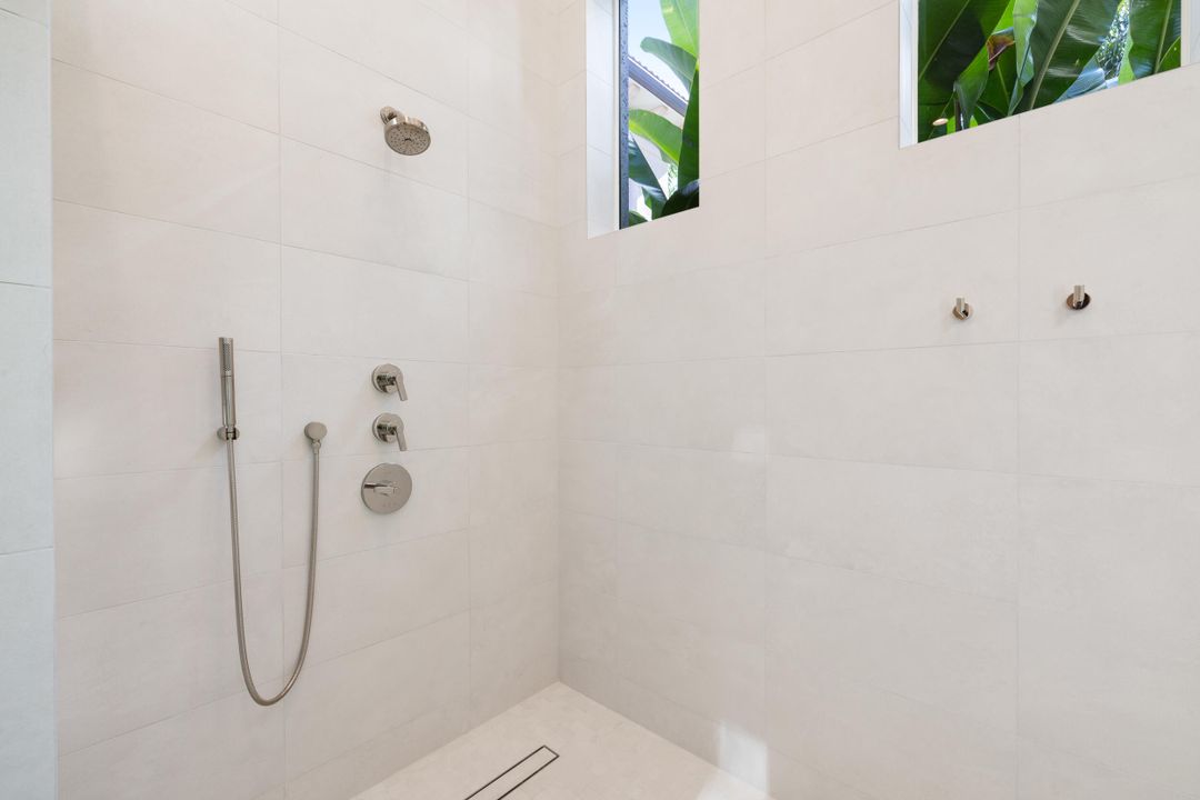 En Venta: $9,995,000 (4 camas, 4 baños, 5694 Pies cuadrados)