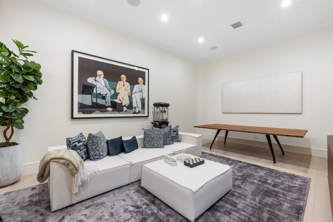 En Venta: $9,995,000 (4 camas, 4 baños, 5694 Pies cuadrados)