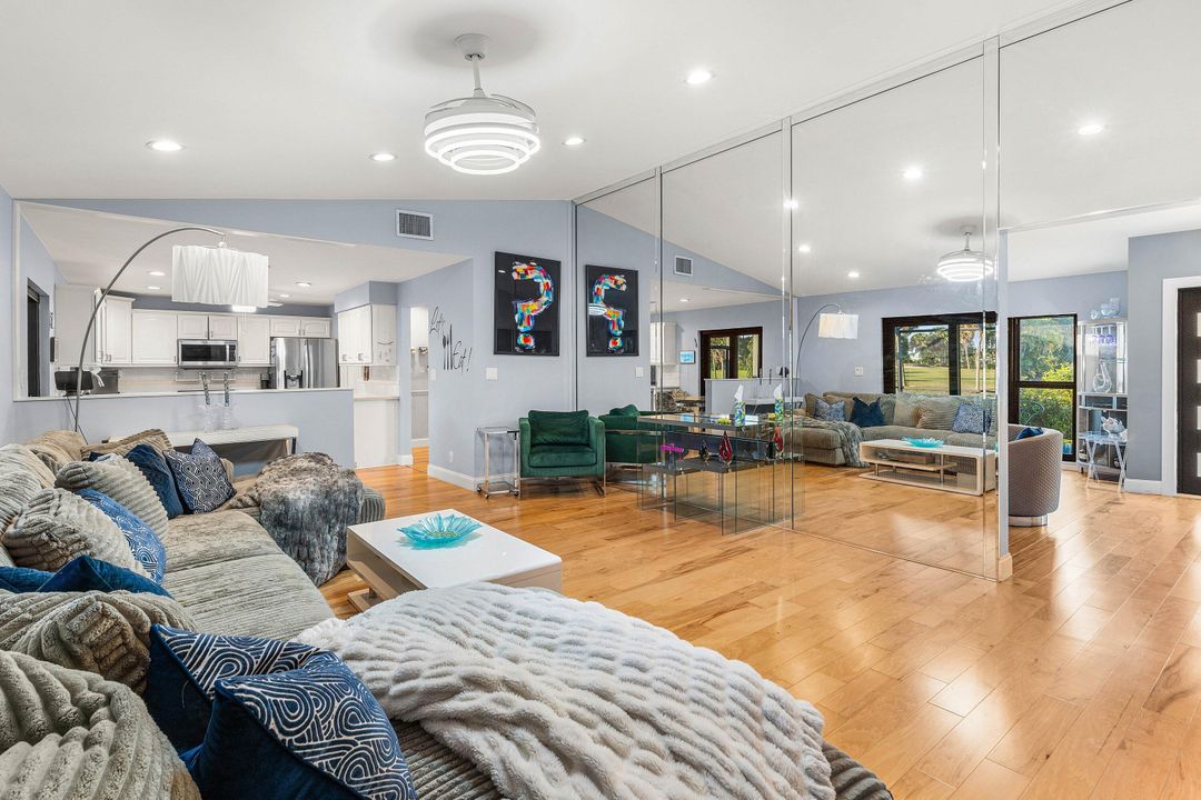 For Sale: $869,000 (3 beds, 3 baths, 2304 Square Feet)