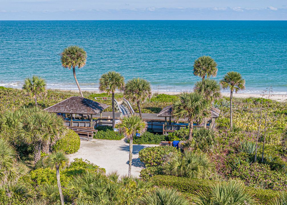 En Venta: $1,250,000 (3 camas, 2 baños, 2603 Pies cuadrados)