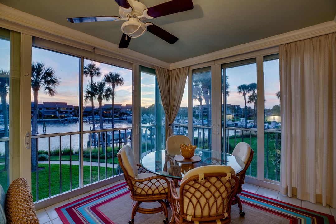 En Venta: $1,250,000 (3 camas, 2 baños, 2603 Pies cuadrados)