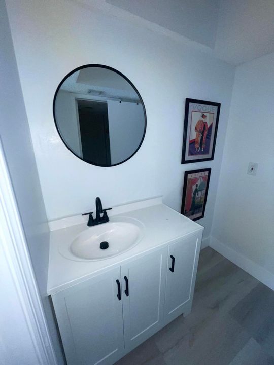 For Sale: $245,000 (2 beds, 2 baths, 1130 Square Feet)