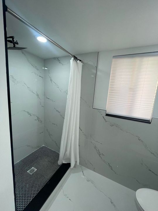 For Sale: $245,000 (2 beds, 2 baths, 1130 Square Feet)