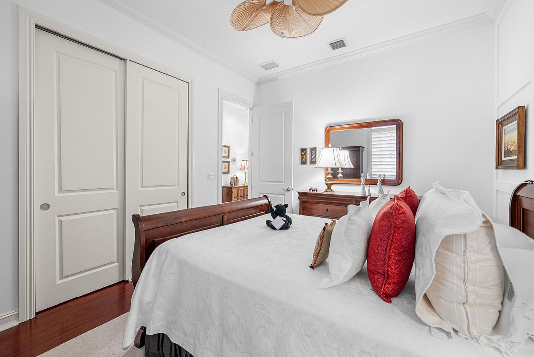 For Sale: $985,000 (2 beds, 2 baths, 2124 Square Feet)