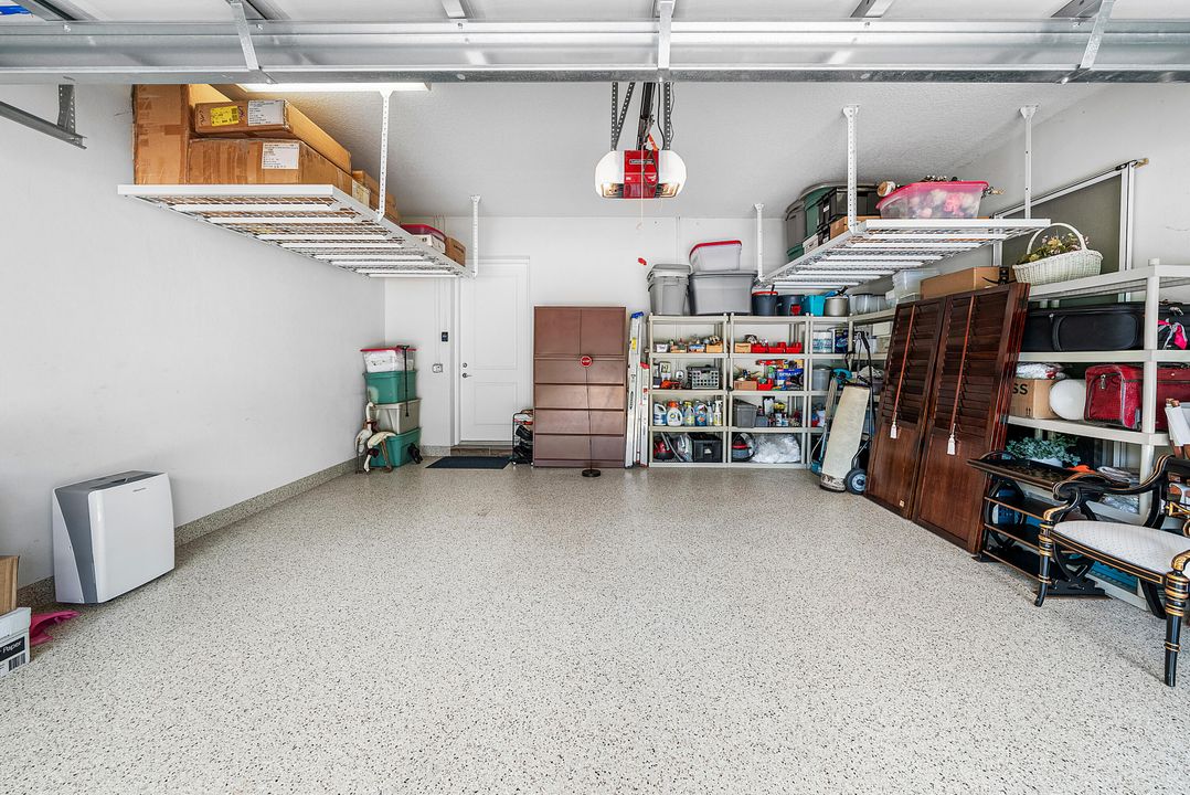 For Sale: $985,000 (2 beds, 2 baths, 2124 Square Feet)