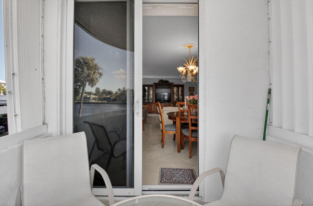 En Venta: $643,000 (2 camas, 2 baños, 1482 Pies cuadrados)