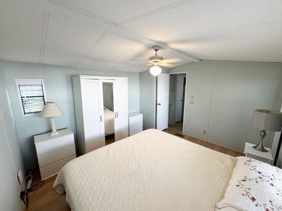 En Venta: $359,000 (2 camas, 1 baños, 738 Pies cuadrados)