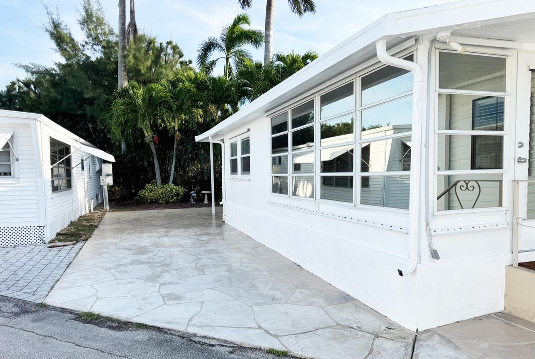 En Venta: $359,000 (2 camas, 1 baños, 738 Pies cuadrados)